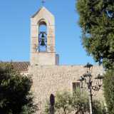 Non ci resta che dirigerci verso l�ultima tappa del nostro tour approdando in viale Giovanni XXXIII. Dinnanzi a noi svetta il campanile del pi� antico monastero della citt�, dedicato a San Leone Magno